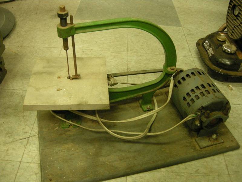 lot 178 image: Electric Jig Saw