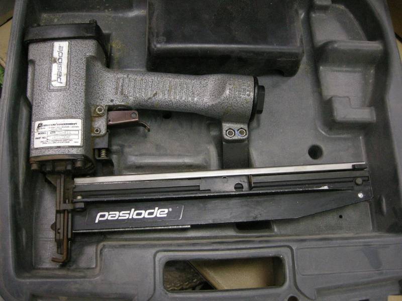 lot 231 image: Paslode Air Brad Nailer