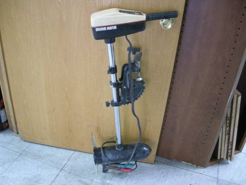 lot 238 image: MinnKota Trolling Motor