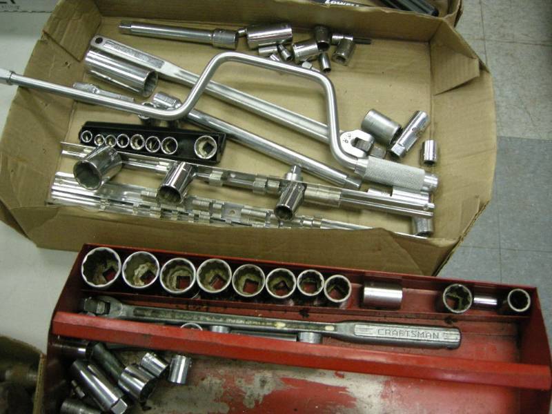 lot 263 image: Craftsman Sockets, Breaker Bar