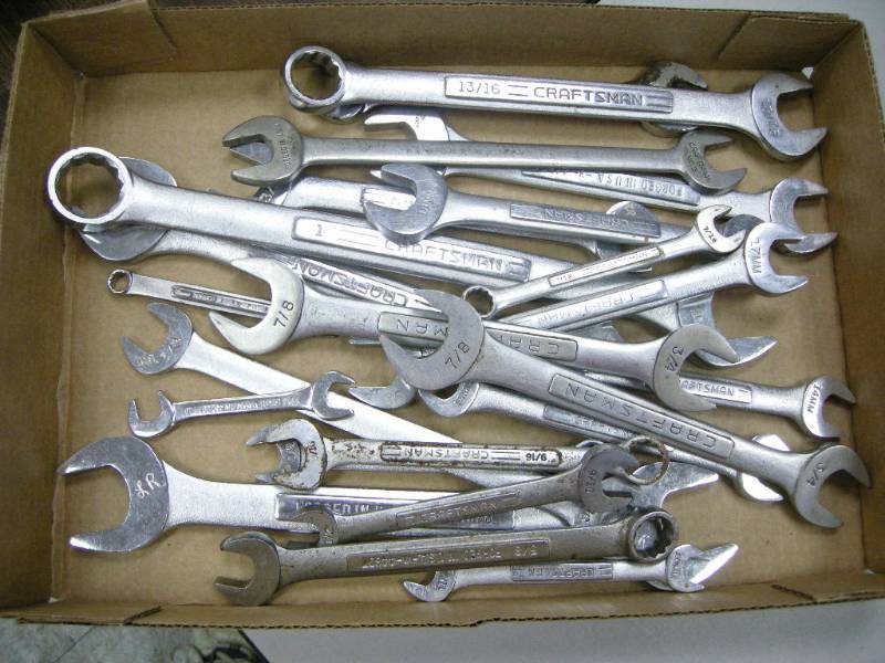 lot 266 image: Group Craftsman Wrenches