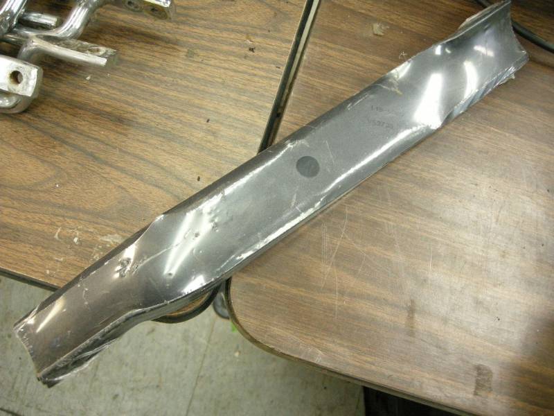 lot 278 image: Set of 3 New Mower Blades
