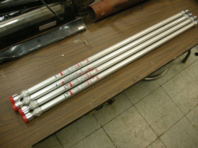 lot 279 image: Titan High Pressure Spray Gun Extension Poles