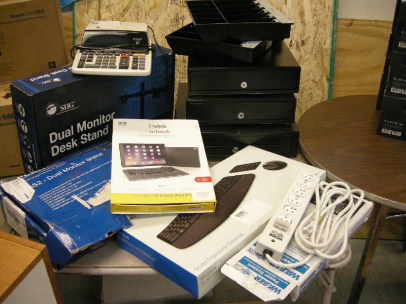 lot 308 image: Misc Electronics, Cash Drawers