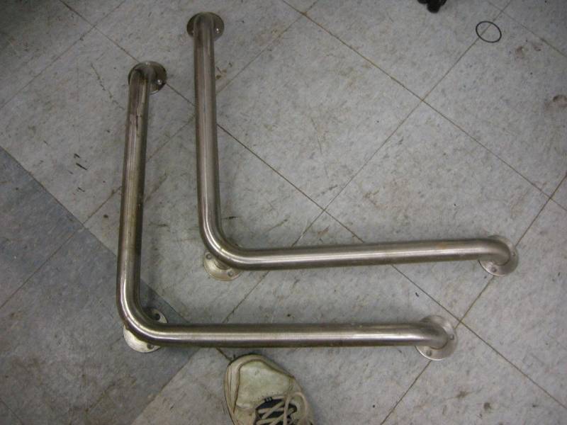 lot 315 image: 2 Stainless Grab Bars