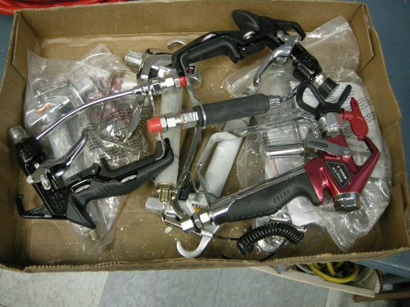 lot 321 image: 8 Titan Airless Paint Spray Guns