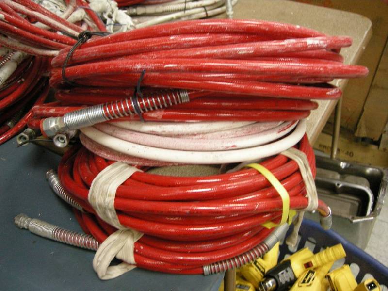 lot 319 image: 5 Set Airless Spray Paint Hose