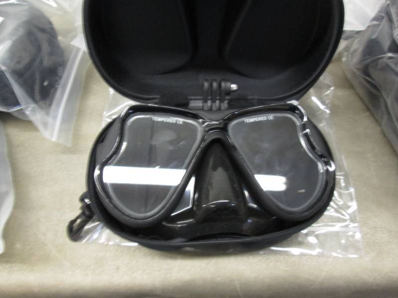 lot 10 image: 2 Desel Underwater DivingSnorkelin...