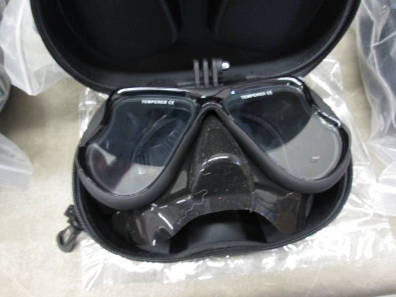 lot 13 image: 2 Desel Underwater DivingSnorkelin...