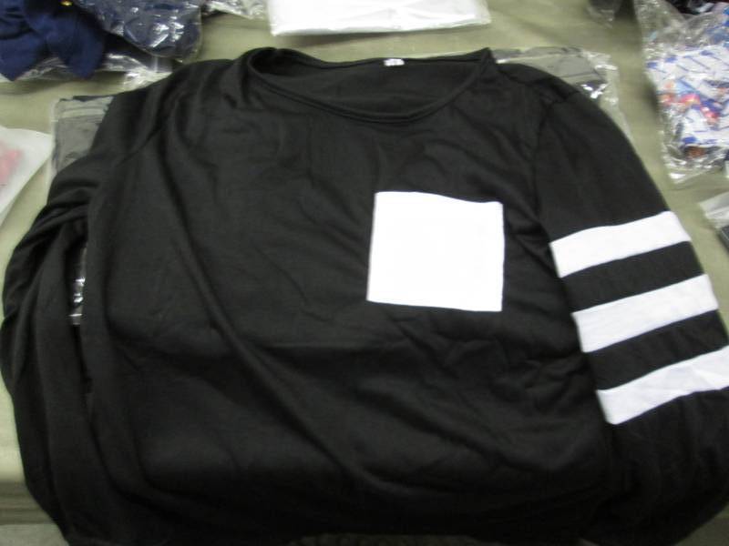 lot 36 image: 6 BlackWhite Long Sleeve Tshirts(L...