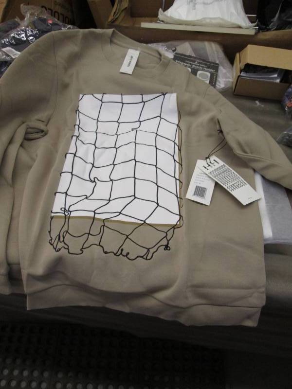 lot 89 image: Human Habit Mens XL Roped In Sweat...