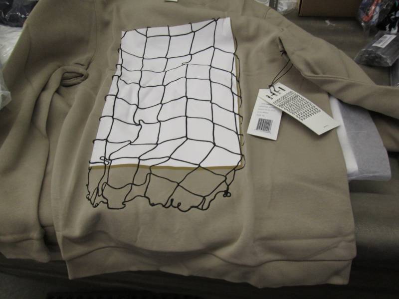 lot 90 image: Human Habit Mens XL Roped In Sweat...