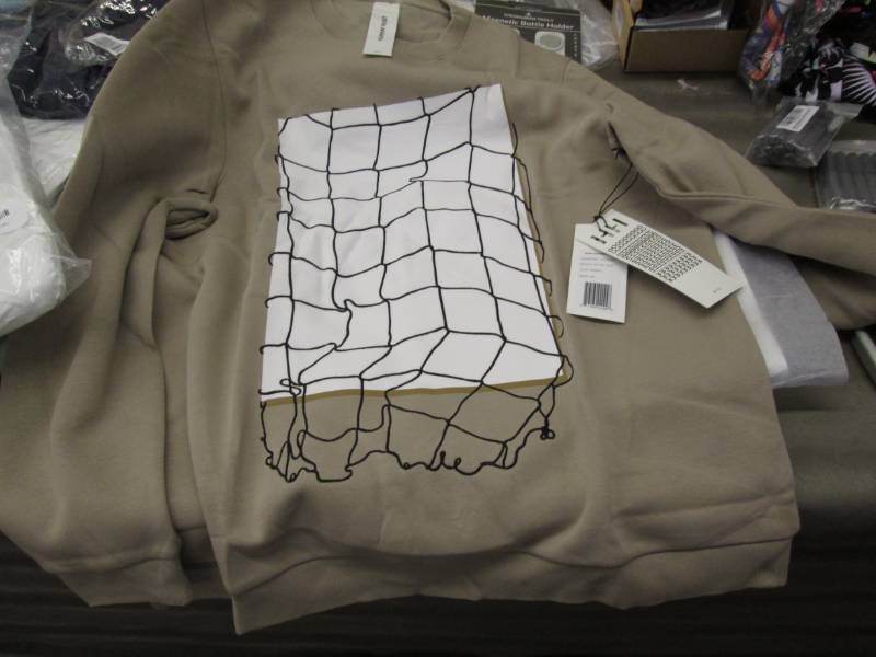 lot 91 image: Human Habit Mens XL Roped In Sweat...