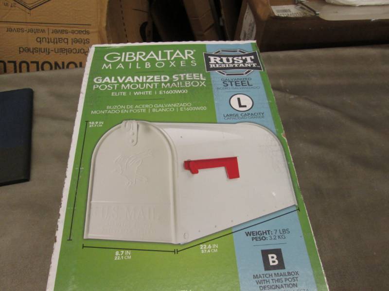 lot 107 image: Gilbraltar Mailboxes Elite Large Ga...
