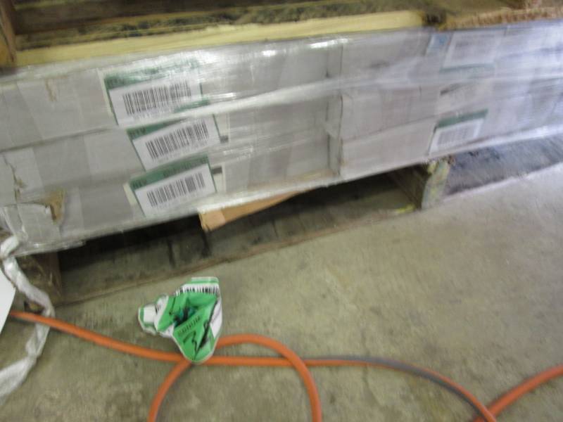 lot 183 image: 9 Cases Naturesort Thunder 12 in. W...