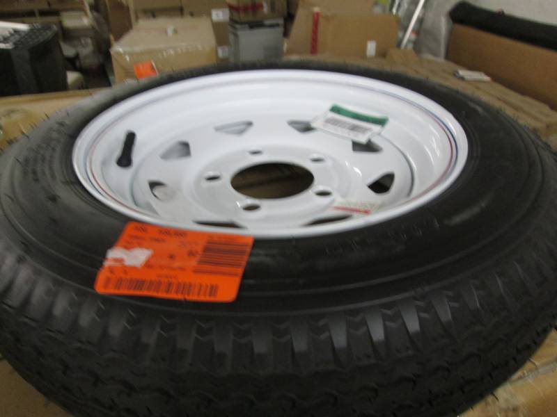 lot 251 image: Martin Wheel 480-12 Load Range B 5-...