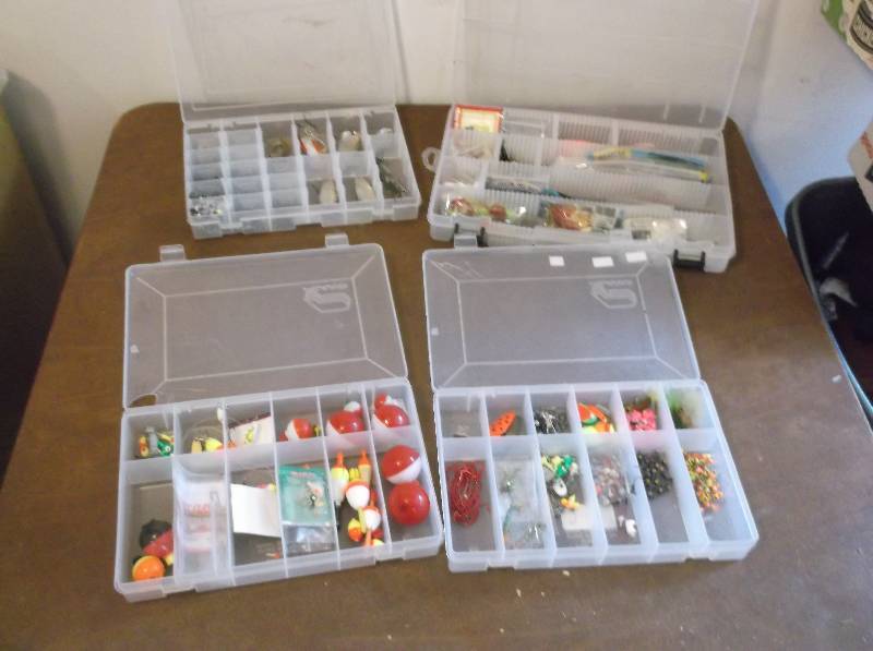 lot 3 image: Tackle Box