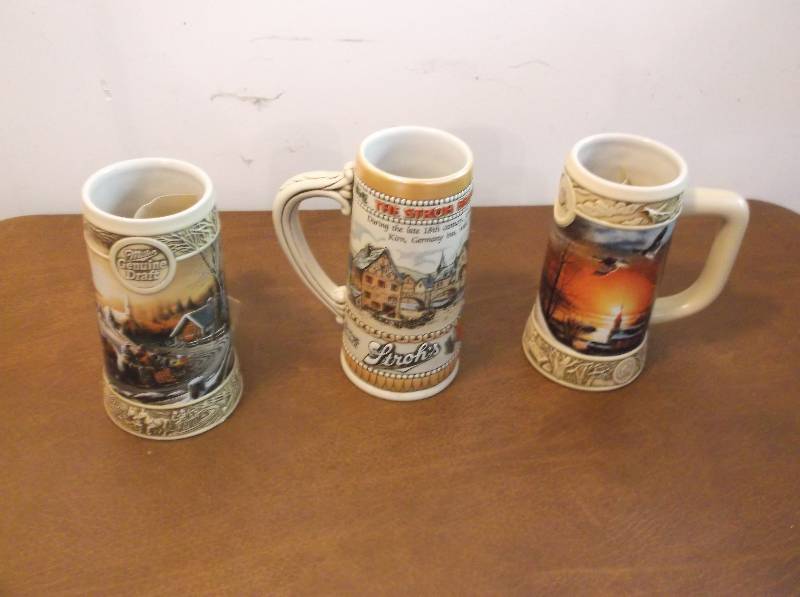 lot 22 image: Collectible