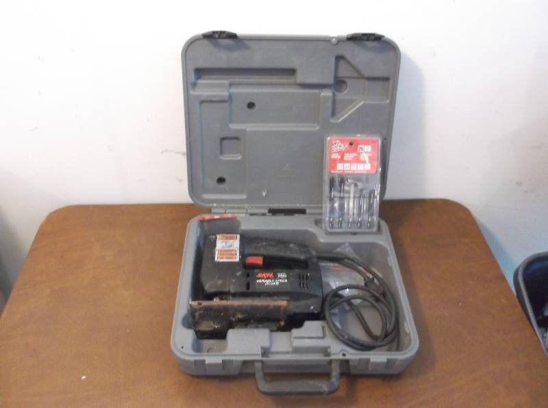 lot 30 image: Skil Saw