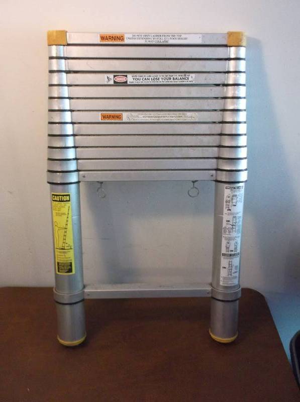 lot 38 image: Ladder