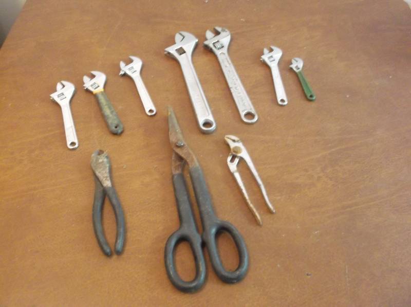 lot 50 image: Tools