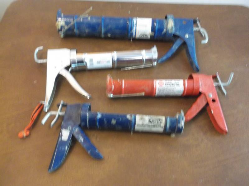 lot 52 image: Tools