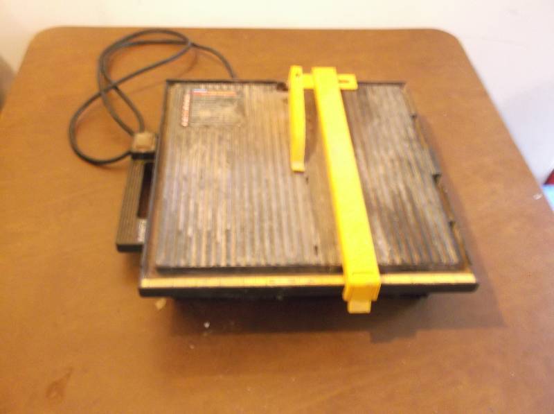 lot 76 image: Tool
