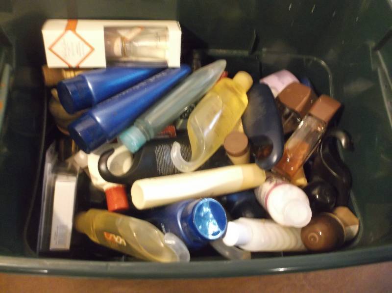 lot 128 image: Hygiene Products