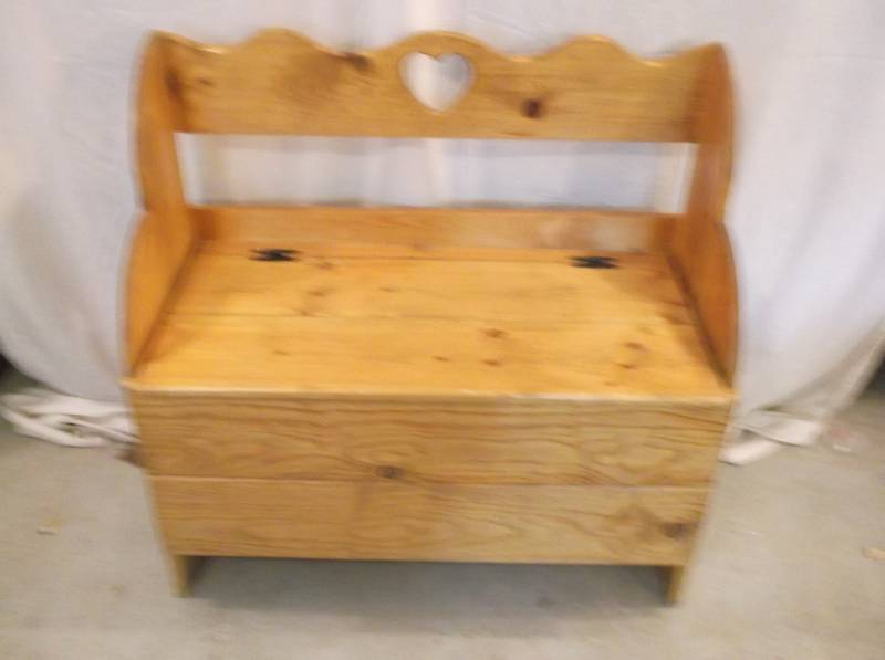 lot 132 image: Bench