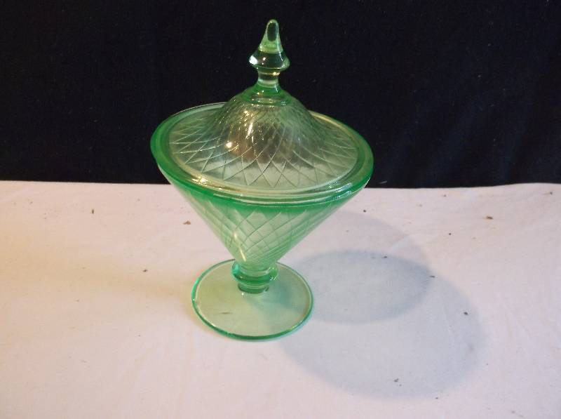 lot 185 image: AntiqueVintage