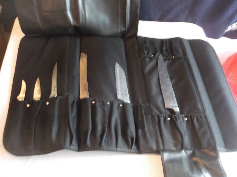 lot 203 image: Chef Knifes