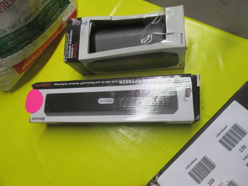 lot 176 image: lot of 2 craigs speakers untested...