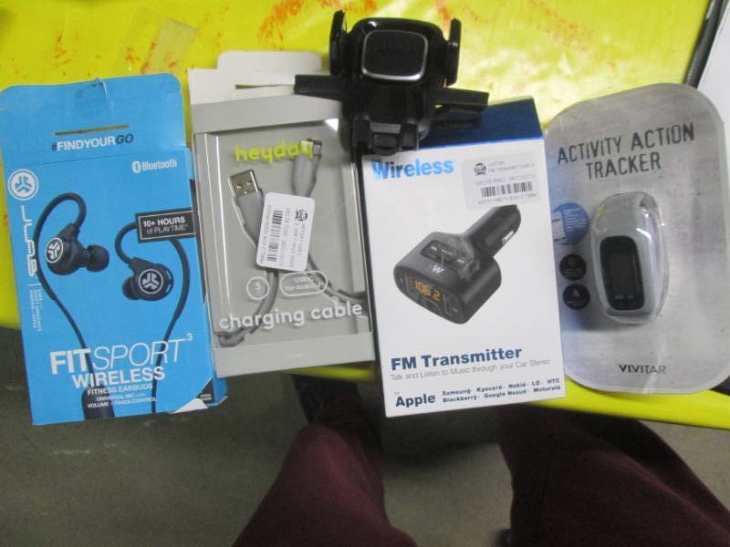 lot 188 image: wireless headpnones charging cabble...