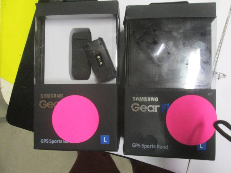 lot 200 image: samsung gear fit 2...