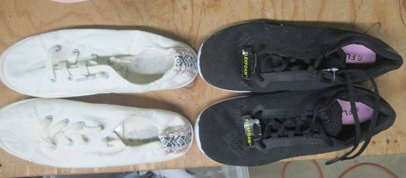 lot 245 image: womens size 8 white and 8.5 black s...