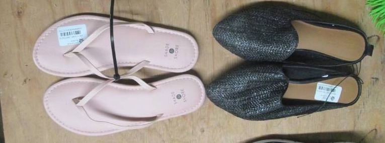 lot 246 image: womens size 6.5 shoes...