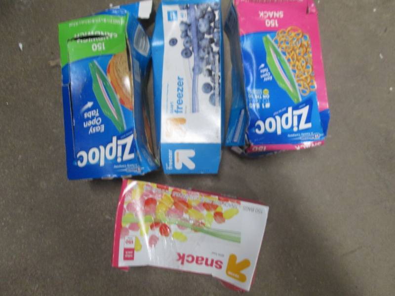 lot 32 image: mix lot of sandwhich bags...