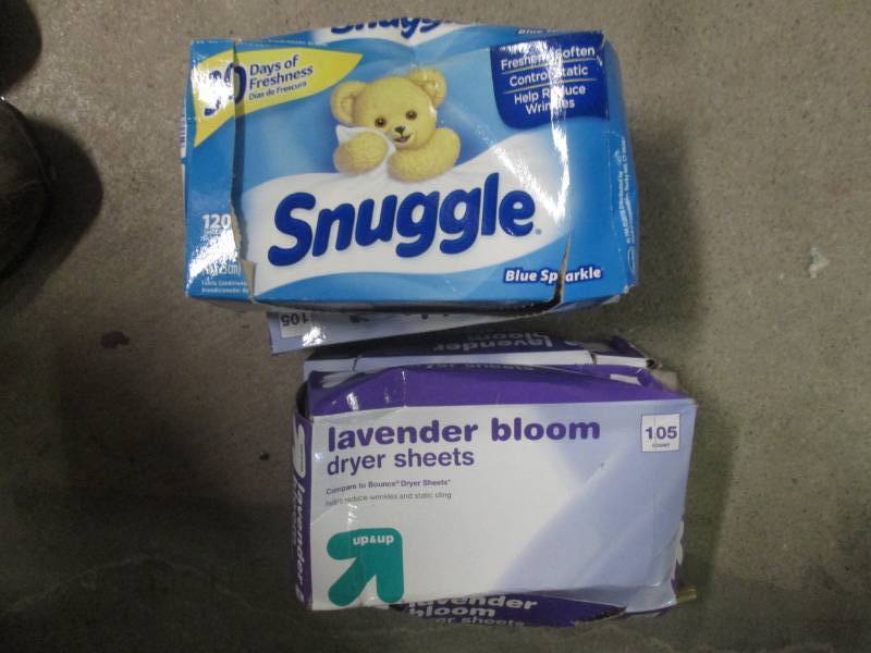 lot 38 image: lot of dryer sheets...