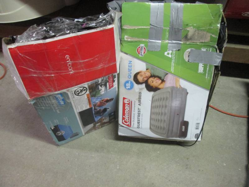 lot 64 image: lot of 2 queen airbeds untested...