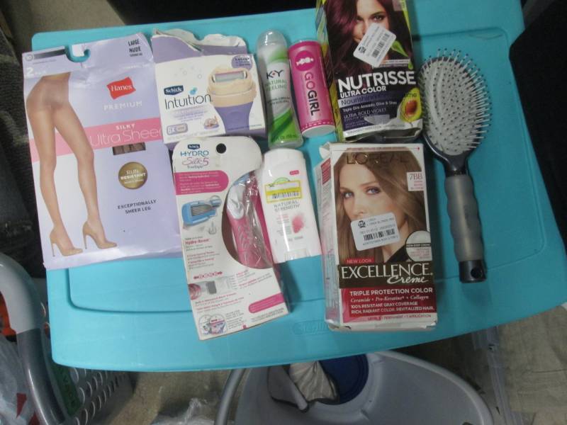 lot 67 image: lot of misc womens items...