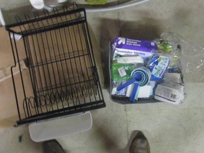 lot 86 image: lot of kithcen items and dish rack...