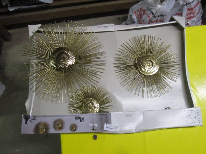 lot 99 image: lot of 3 decor peices project 62...