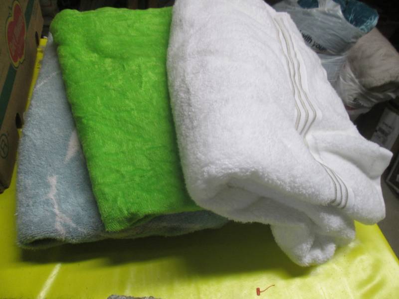 lot 157 image: lot of 3 bath towels...