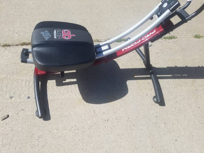 lot 16 image: Ab Glider Exercise Machine
