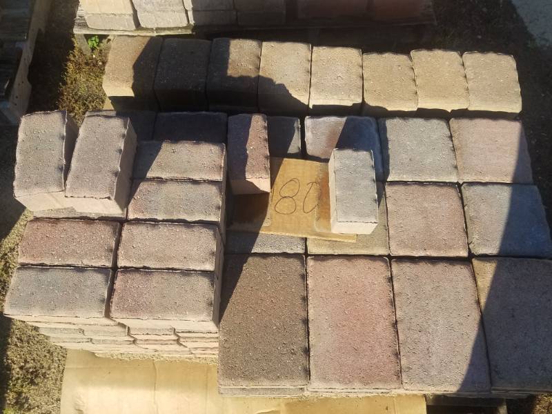 lot 5 image: Paving Block
