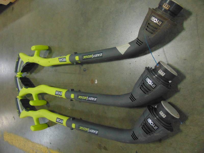 lot 261 image: Ryobi ONE 18-Volt Lithium-Ion Cordless Electric String Trimmer and Edger No Battery or Charger P2003A (3)