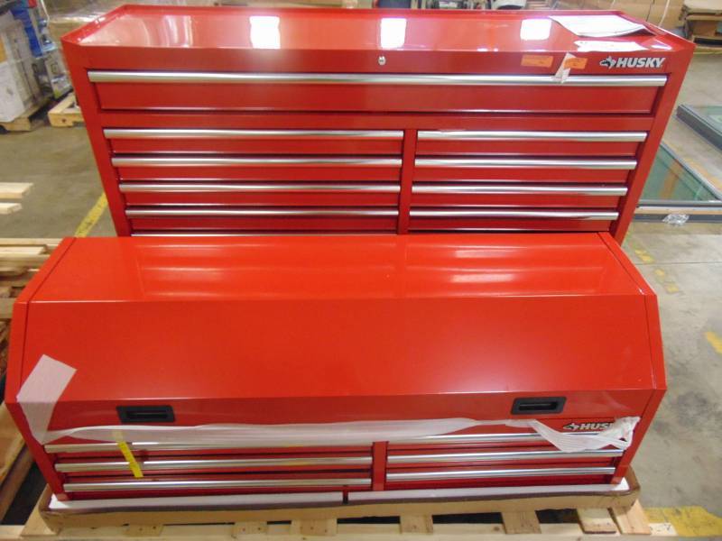 lot 266 image: Husky 61 in. W x 18 in. D 18-Drawer Tool Chest and Cabinet Combo in Red H61CH6TR12R