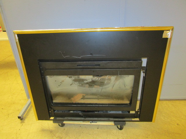 lot 532 image: HEAT-N-GLO GAS FIREPLACE INSERT