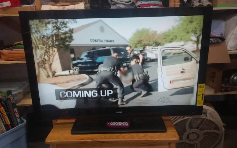 lot 1 image: RCA 42 LCD HDTV With Remote Works