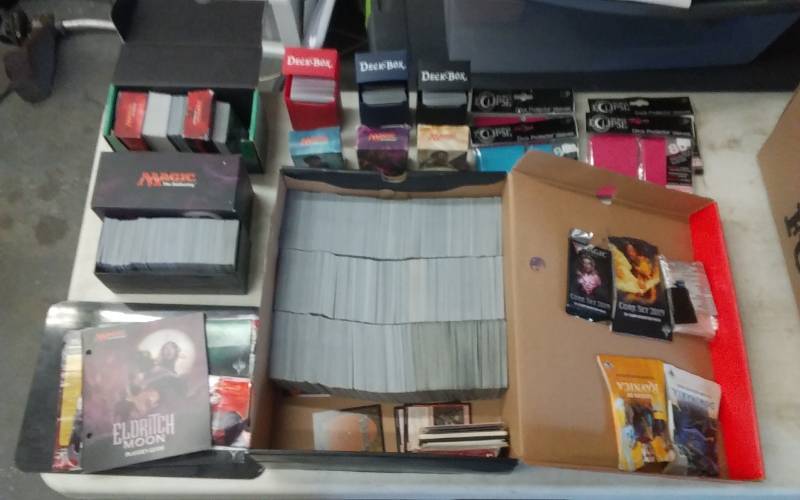lot 44 image: Large Lot Of Assorted Magic Cards